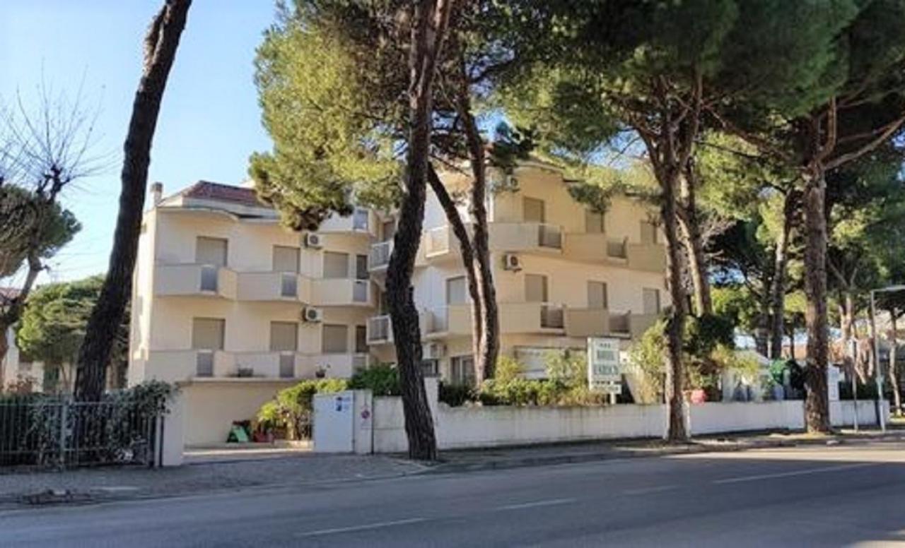 Hotel Enrica Cervia Buitenkant foto