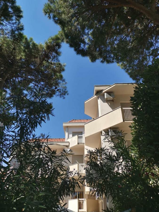 Hotel Enrica Cervia Buitenkant foto