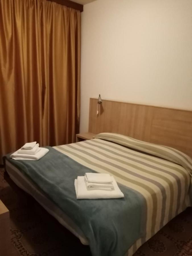 Hotel Enrica Cervia Buitenkant foto