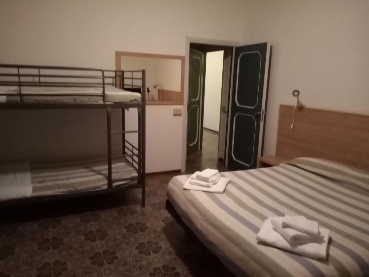 Hotel Enrica Cervia Buitenkant foto